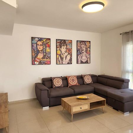 Melony Apartments Al Hyam Eilat Exterior photo